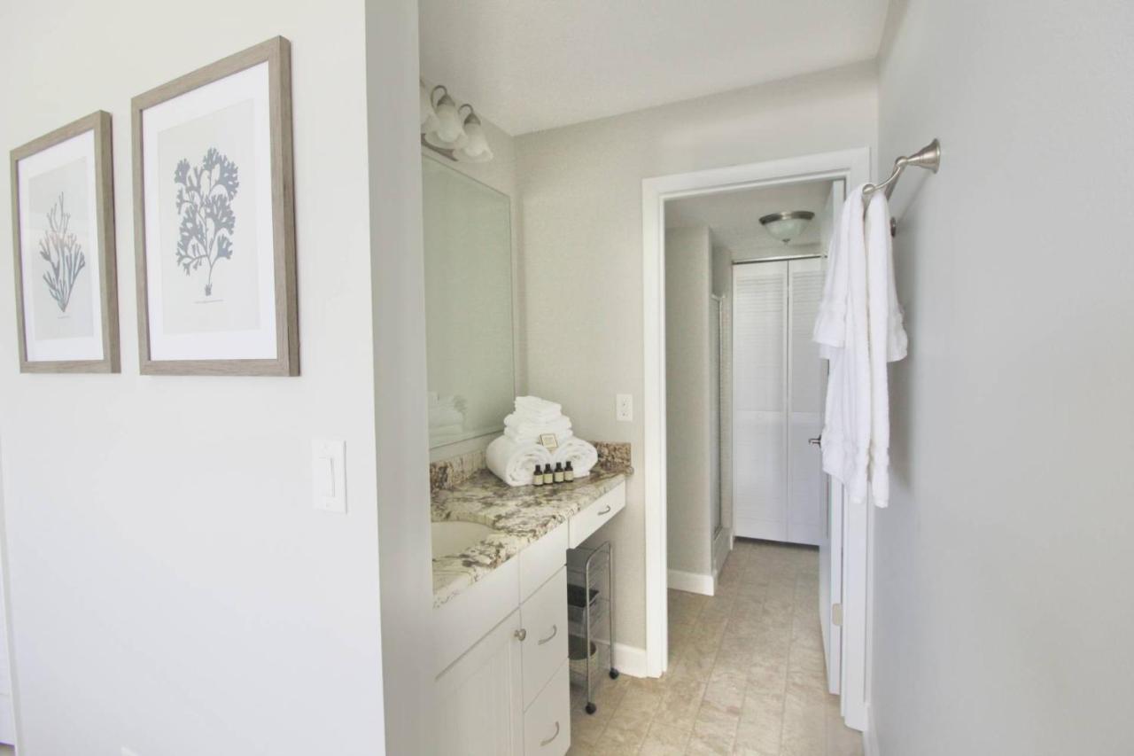 Ocean Breeze Condo Jensen Beach Exteriör bild