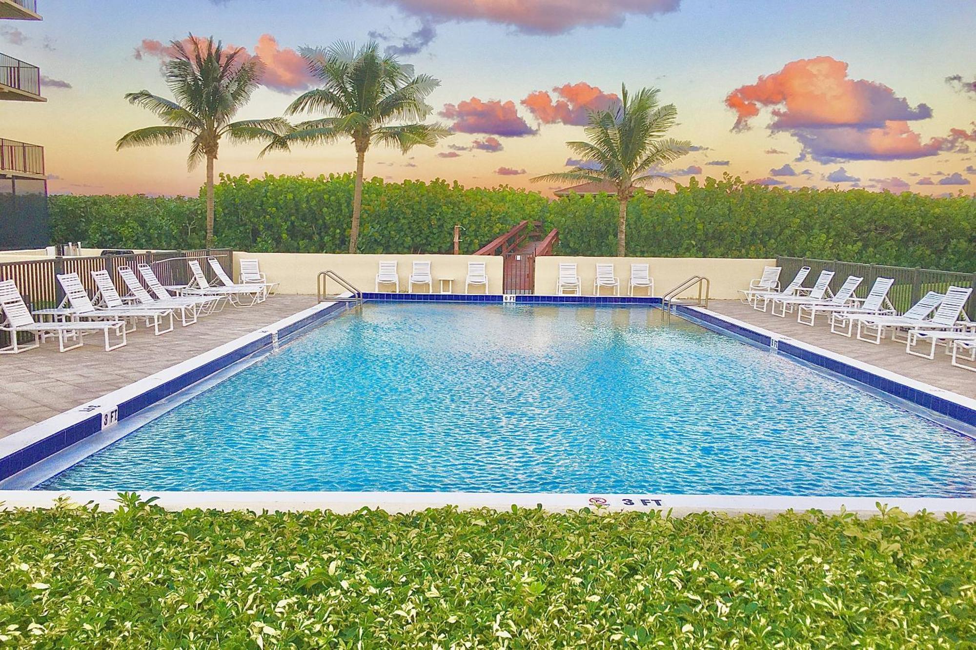 Ocean Breeze Condo Jensen Beach Exteriör bild